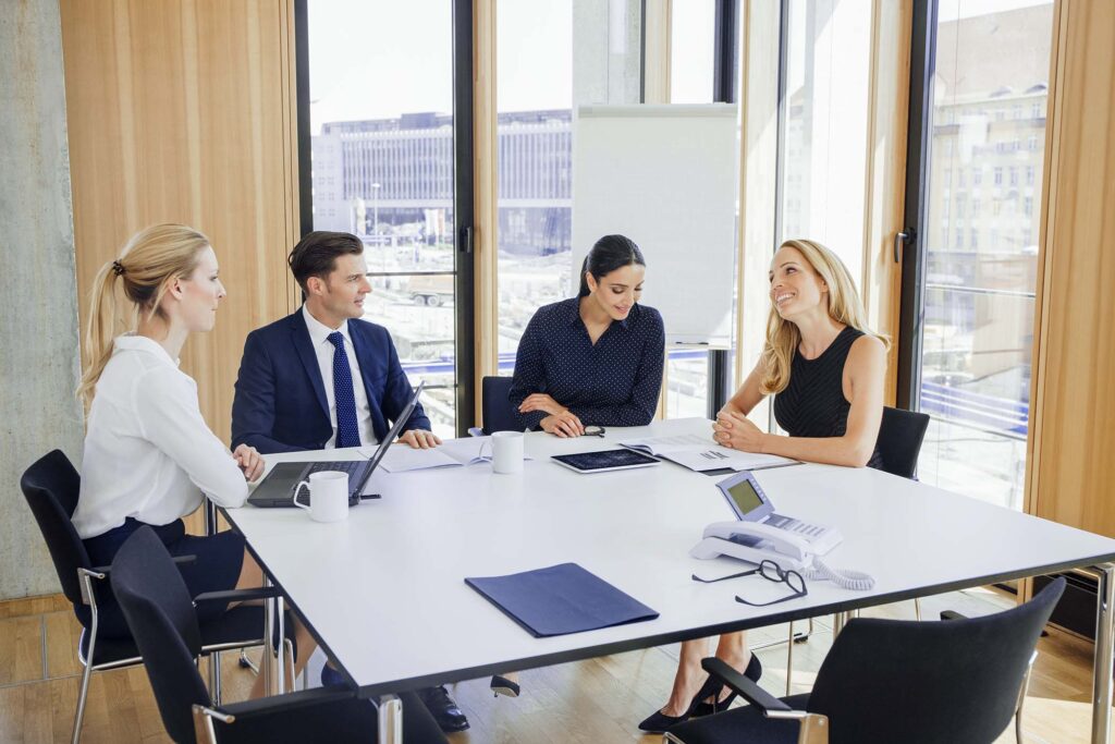 How to Pitch to Investors in Live Forums